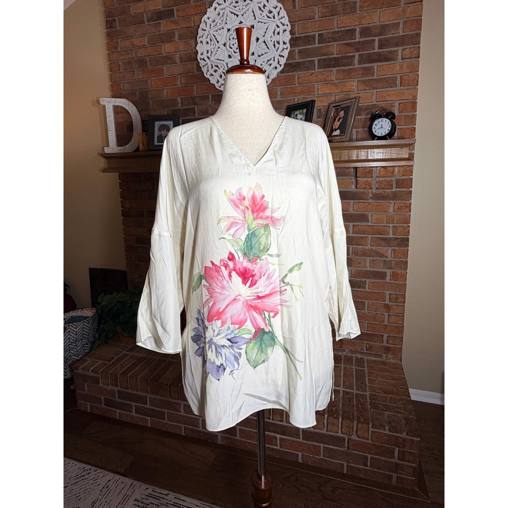 W By Worth Tunic Women Cream Silk Watercolor Floral V-Neck 3/4 Sleeve Small